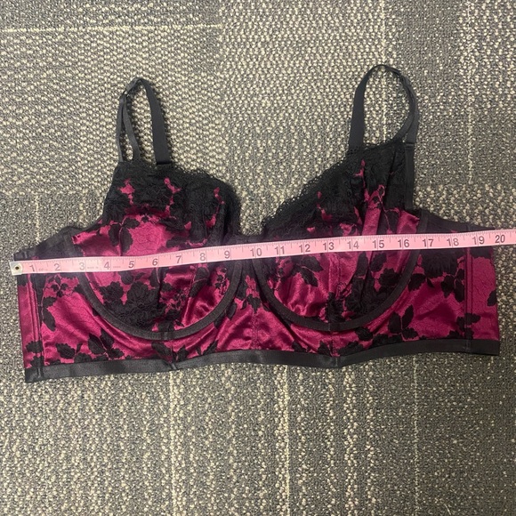 NWT Torrid Two Tone Lace Underwire Bra Size 3 - Picture 6 of 11